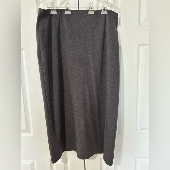 Cato Dresses & Skirts - Skirt Cato woman size 18-20w grey color